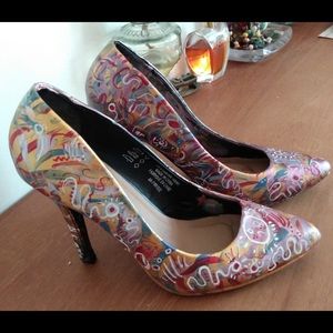 HAND PAINTED HEELS